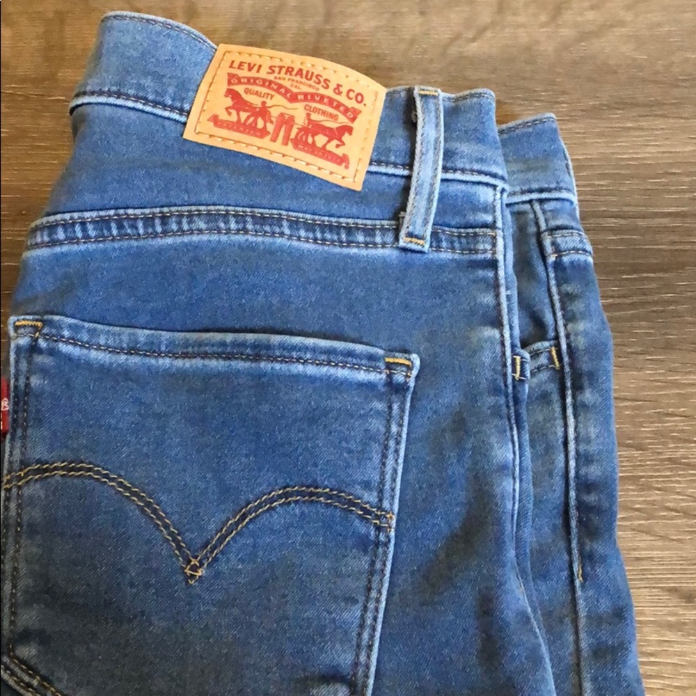 Levi jeans
